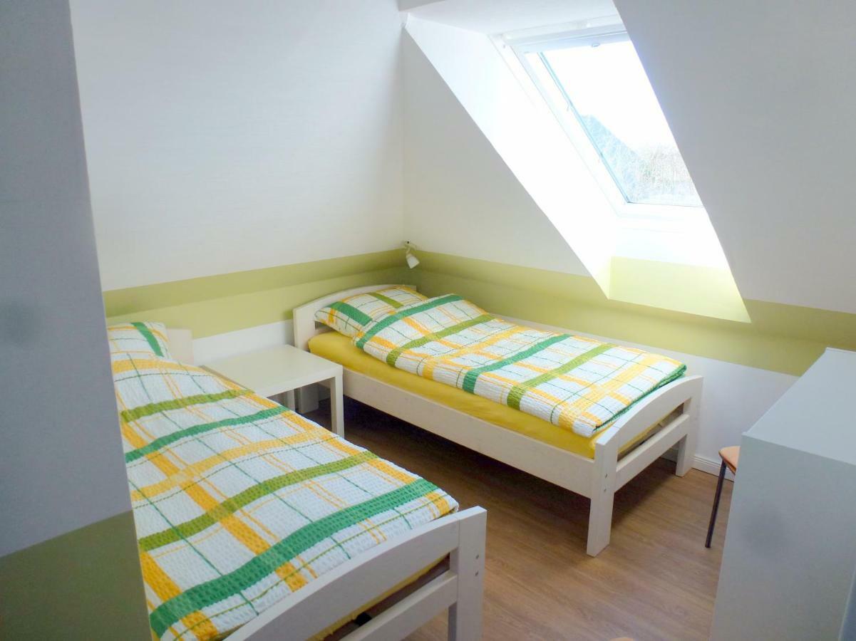 Ferienwohnung Am Runenstein 7 Busdorf Extérieur photo